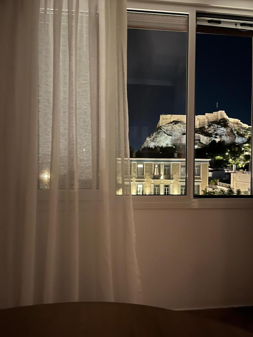 Appartamento Pari'S House In Plaka Atene Esterno foto